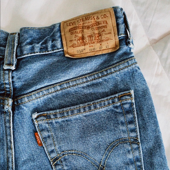 Cutest vintage Levi’s! - Picture 2 of 5